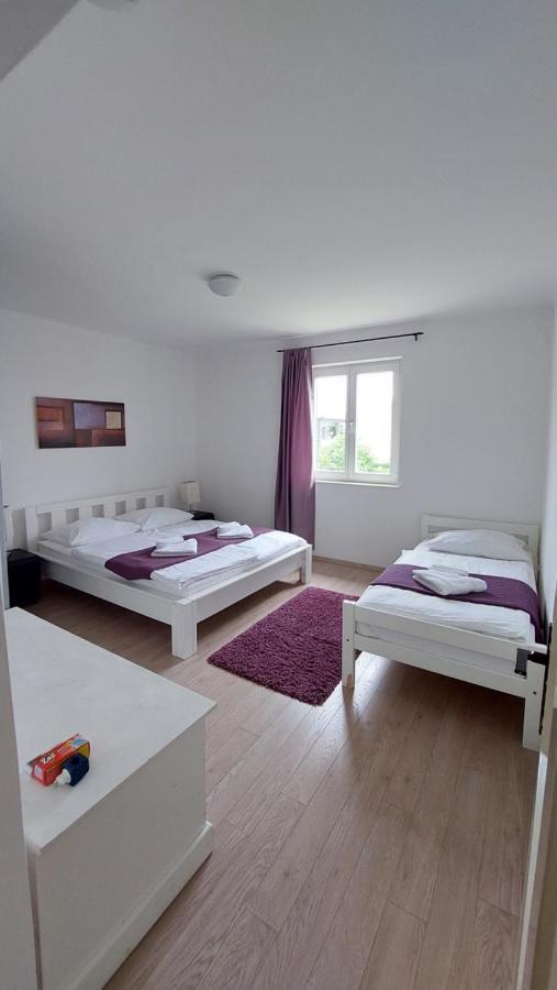 Sailing Forever Bungalow Kastela Ngoại thất bức ảnh