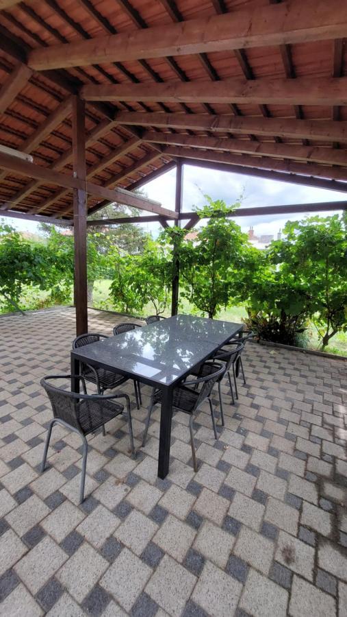 Sailing Forever Bungalow Kastela Ngoại thất bức ảnh