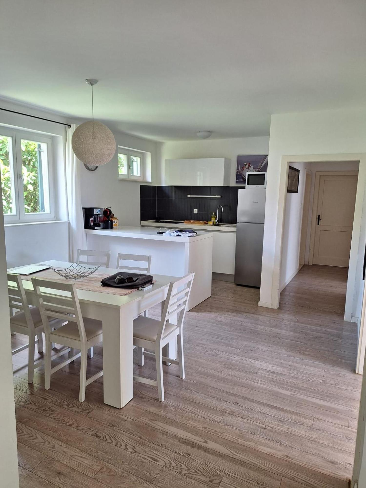 Sailing Forever Bungalow Kastela Ngoại thất bức ảnh